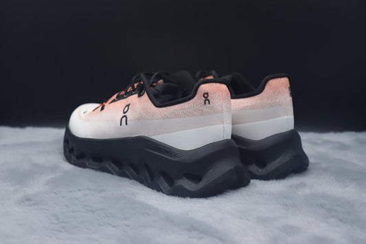 ON Cloudtilt – Tilted Sole Lifestyle Sneakers