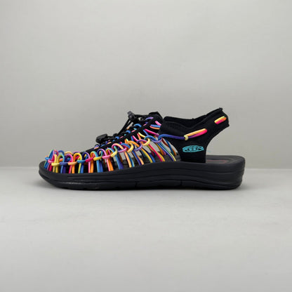 KEEN UNEEK Outdoor Sandal – Lightweight & Breathable