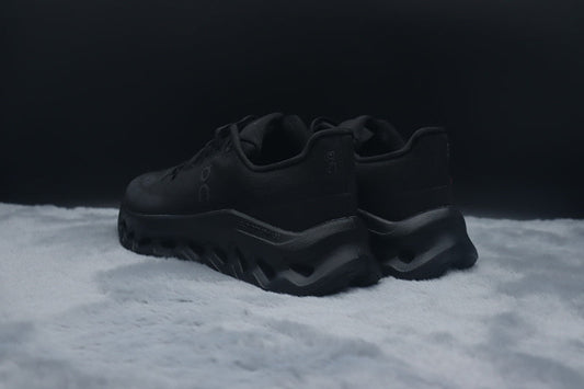 ON Cloudtilt – Tilted Sole Lifestyle Sneakers