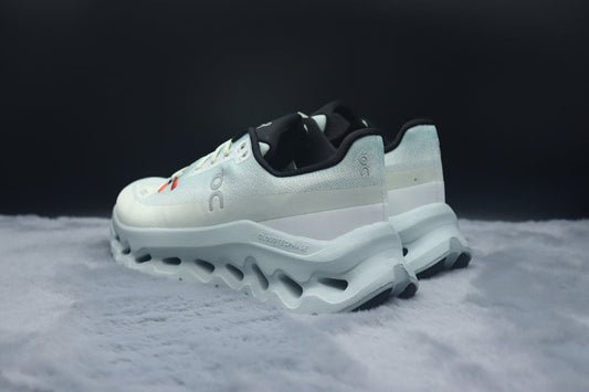 ON Cloudtilt – Tilted Sole Lifestyle Sneakers