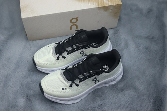 ON Cloudtilt – Tilted Sole Lifestyle Sneakers