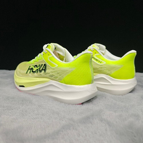 HOKA Rocket Carbon Racing Shoes - Performance Super Shoe