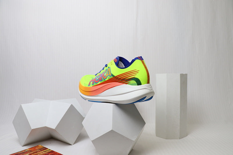 HOKA Rocket Carbon Racing Shoes - Performance Super Shoe