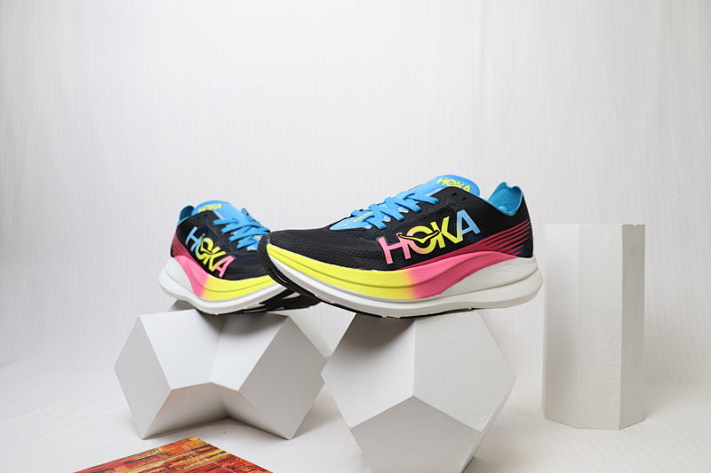 HOKA Rocket Carbon Racing Shoes - Performance Super Shoe